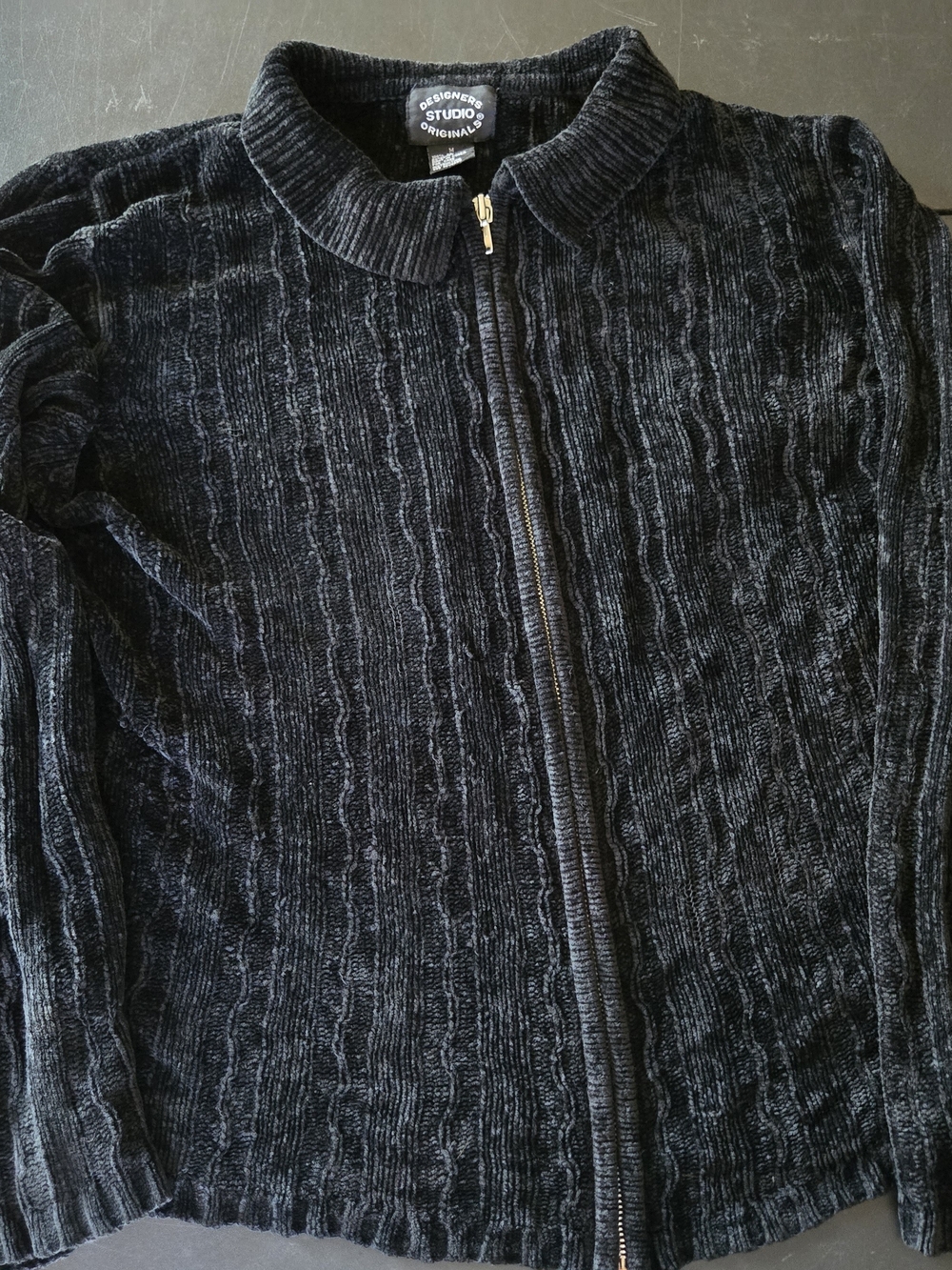 Men’s Charcoal Zip-Front Ribbed Sweater